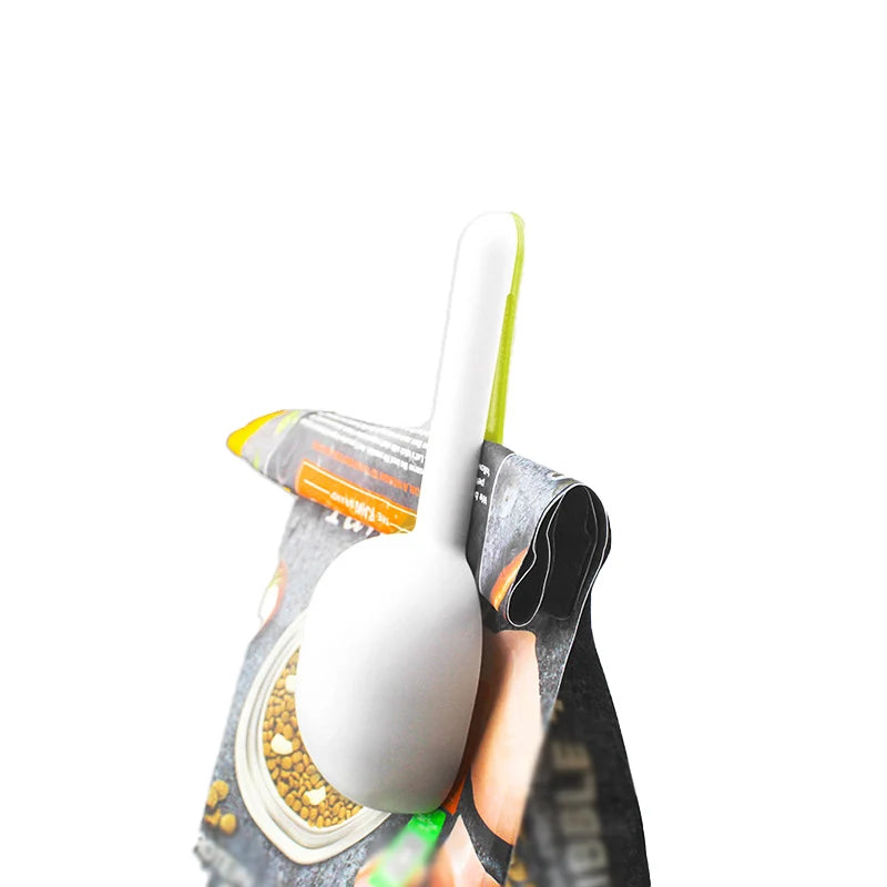 Dog Food Scoop Multifunctional Pet Feeding Spoon with Sealing Clip Grade Plastic Cat Food Dedicated Measuring Spoon