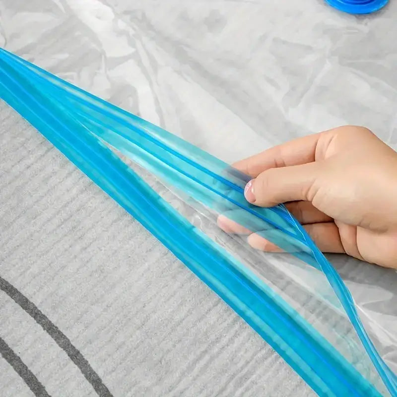 Compressed Bag Electric Pump Travel Vacuum Bag Pump Mini Vacuum Sealer Machine Space Saver for Clothes Food Organizer